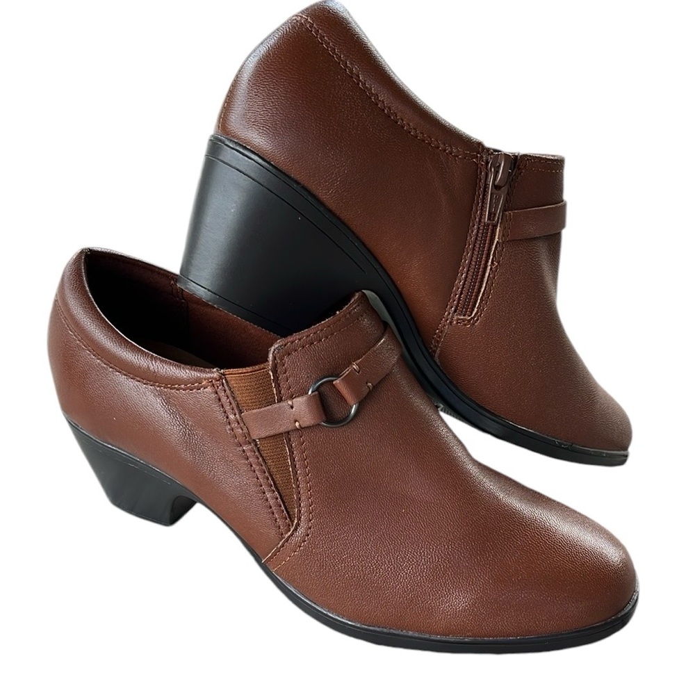 🆕 Clarks Collection Leather Shootie Emily 2 Erin Brown - Medium 9